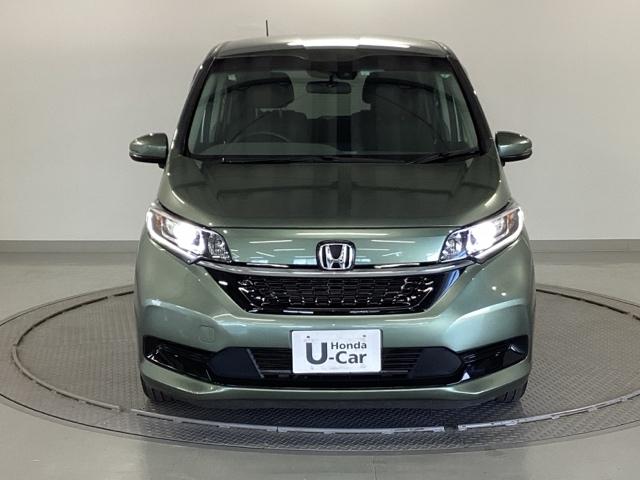 フリード G 純正ナビ フルセグ リアカメラ Aクルーズ 3列シート LEDヘッドライト パワーウインドウ 地デジ Rカメラ イモビ VSA USB エアコン エアバッグ スマートキー ECONモード キーフリ(6枚目)