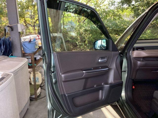 フリード G 純正ナビ フルセグ リアカメラ Aクルーズ 3列シート LEDヘッドライト パワーウインドウ 地デジ Rカメラ イモビ VSA USB エアコン エアバッグ スマートキー ECONモード キーフリ(37枚目)