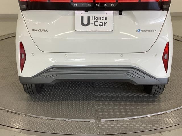 サクラ Ｘ　ナビ　全周囲カメラ　ＬＥＤヘッドライト　アラウンドヴューモニター　ＵＳＢ　地デジ　運転席エアバック　パーキングセンサー　ＡＡＣ　ベンチシート　ＬＥＤヘッドランプ　スマートキー　ＥＴＣ　盗難防止システム（33枚目）