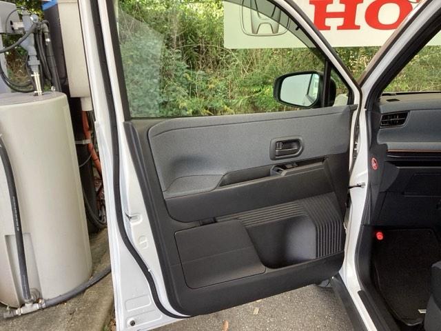 サクラ Ｘ　ナビ　全周囲カメラ　ＬＥＤヘッドライト　アラウンドヴューモニター　ＵＳＢ　地デジ　運転席エアバック　パーキングセンサー　ＡＡＣ　ベンチシート　ＬＥＤヘッドランプ　スマートキー　ＥＴＣ　盗難防止システム（36枚目）