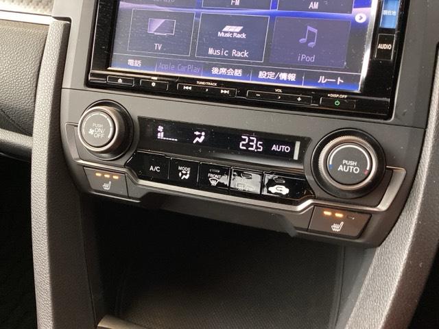 シビック ハッチバック　純正ナビ　フルセグ　６速ＭＴ　追突軽減ブレーキ　盗難防止装置　Ｂモニター　横滑防止　シートヒーター付き　ＬＥＤライト　スマートキー　ＡＡＣ　ナビ・ＴＶ　ドラレコ　サイドカーテンエアバック　ＥＴＣ（13枚目）