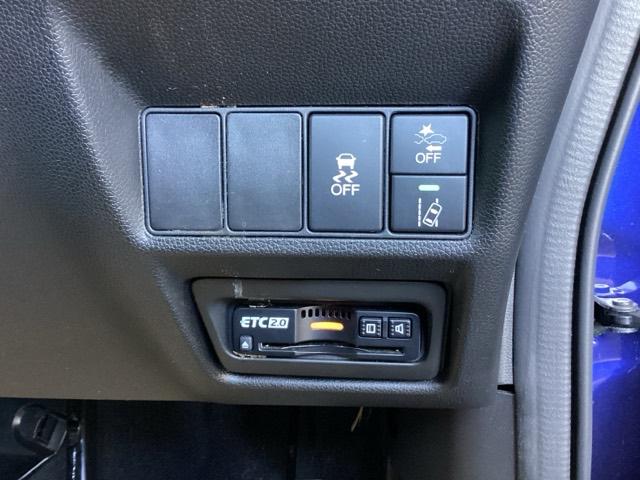 ステップワゴンスパーダ スパーダホンダセンシング車いす仕様車2列目乗車タイプ 純正ナビ フルセグ リアカメラ(17枚目)