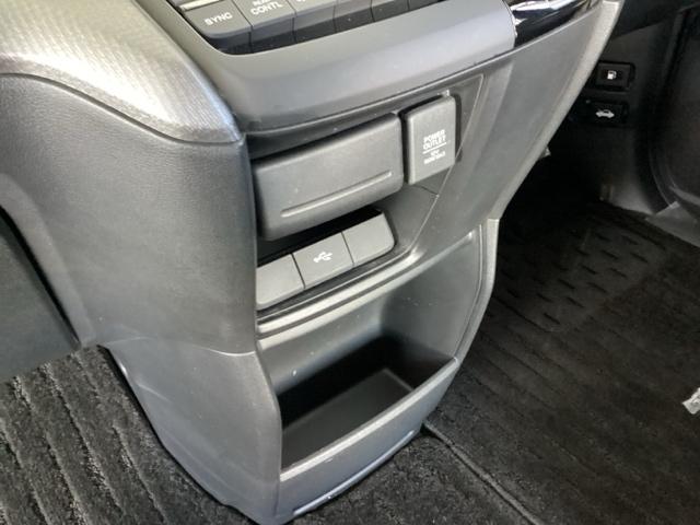 ステップワゴンスパーダ スパーダホンダセンシング車いす仕様車2列目乗車タイプ 純正ナビ フルセグ リアカメラ(46枚目)