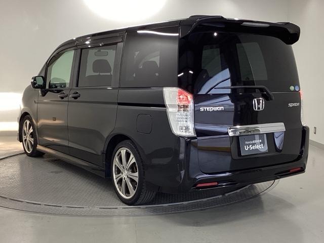 ステップワゴンスパーダ S ナビ 片側電動スライドドア リアカメラ Wエアバック 両側スライド片側電動ドア パワステ パワーウインドウ キーレス エアバック 3列シート エアコン ワンセグテレビ ETC付き DVD ABS(10枚目)