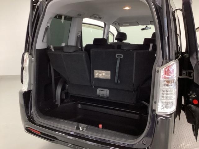 ステップワゴンスパーダ S ナビ 片側電動スライドドア リアカメラ Wエアバック 両側スライド片側電動ドア パワステ パワーウインドウ キーレス エアバック 3列シート エアコン ワンセグテレビ ETC付き DVD ABS(21枚目)