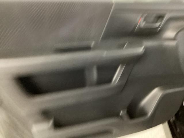 ステップワゴンスパーダ S ナビ 片側電動スライドドア リアカメラ Wエアバック 両側スライド片側電動ドア パワステ パワーウインドウ キーレス エアバック 3列シート エアコン ワンセグテレビ ETC付き DVD ABS(38枚目)