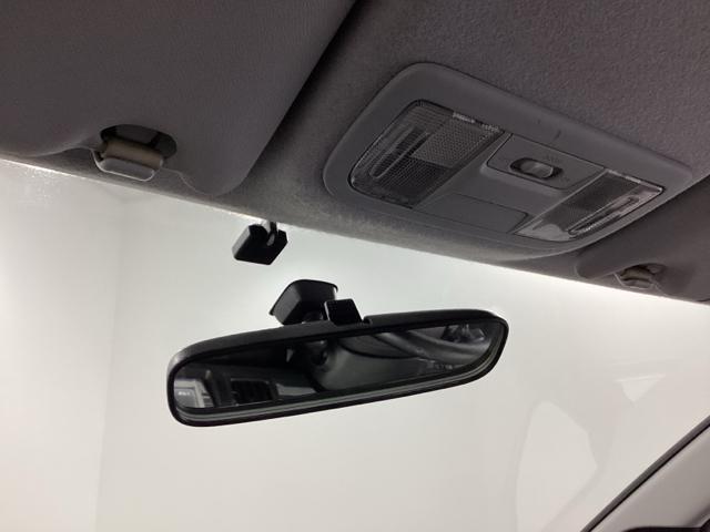 ステップワゴンスパーダ S ナビ 片側電動スライドドア リアカメラ Wエアバック 両側スライド片側電動ドア パワステ パワーウインドウ キーレス エアバック 3列シート エアコン ワンセグテレビ ETC付き DVD ABS(45枚目)