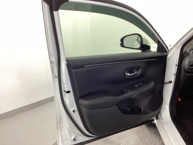 ZR-V e:HEVZ ナビ BOSEプレミアムサウンドシステム Pセンサー レザー Bカメラ サイドエアバック パワ-シ-ト LEDヘッドライト USB接続 地デジ Sヒーター サポカー ETC車載器 Dレコ スマートキー(36枚目)