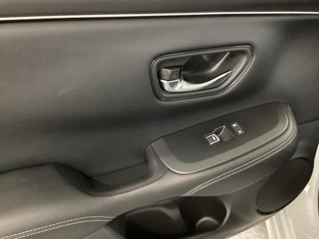 ZR-V e:HEVZ ナビ BOSEプレミアムサウンドシステム Pセンサー レザー Bカメラ サイドエアバック パワ-シ-ト LEDヘッドライト USB接続 地デジ Sヒーター サポカー ETC車載器 Dレコ スマートキー(37枚目)