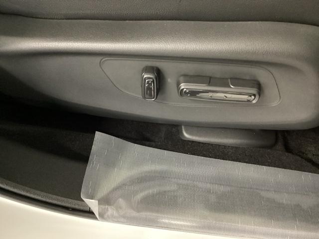 ZR-V e:HEVZ ナビ BOSEプレミアムサウンドシステム Pセンサー レザー Bカメラ サイドエアバック パワ-シ-ト LEDヘッドライト USB接続 地デジ Sヒーター サポカー ETC車載器 Dレコ スマートキー(48枚目)