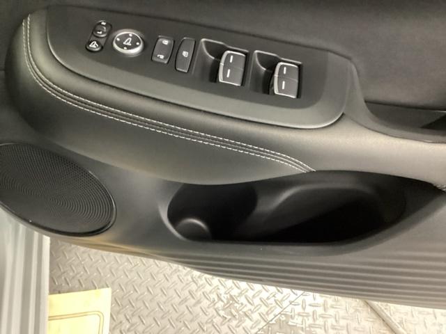 ZR-V e:HEVZ ナビ BOSEプレミアムサウンドシステム Pセンサー レザー Bカメラ サイドエアバック パワ-シ-ト LEDヘッドライト USB接続 地デジ Sヒーター サポカー ETC車載器 Dレコ スマートキー(51枚目)