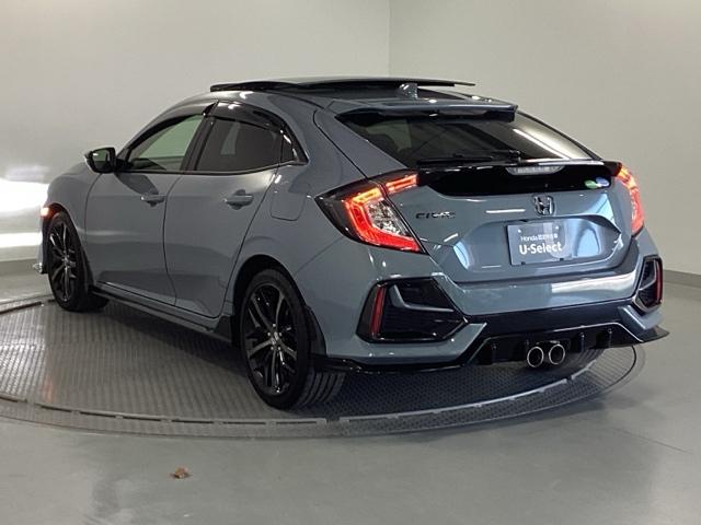 シビック ハッチバック　純正メモリーナビ　Ｓルーフ　本革Ｐシート　追突軽減ブレーキ　盗難防止装置　本革シート　Ｂモニター　整備記録簿　横滑防止　Ａライト　シートヒーター付き　ＬＥＤライト　フルセグＴＶ　スマートキー　ＡＡＣ（28枚目）