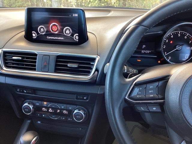 ナビ搭載ですので、遠距離へのお出かけもお任せ下さい。