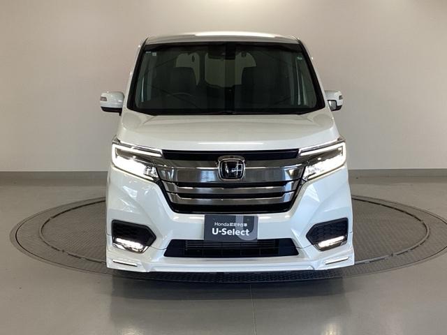 ステップワゴンスパーダ スパーダ・クールスピリットホンダセンシング　純正ナビ　フルセグ　リアカメラ　サイドエアバック　スマートキ　左右電動スライドドア　バックモニタ　地ＴＶ　ナビ＆ＴＶ　三列シート　ＵＳＢ　助手席エアバッグ　ドライブレコーダ　ＡＡＣ　横滑り防止機能（6枚目）