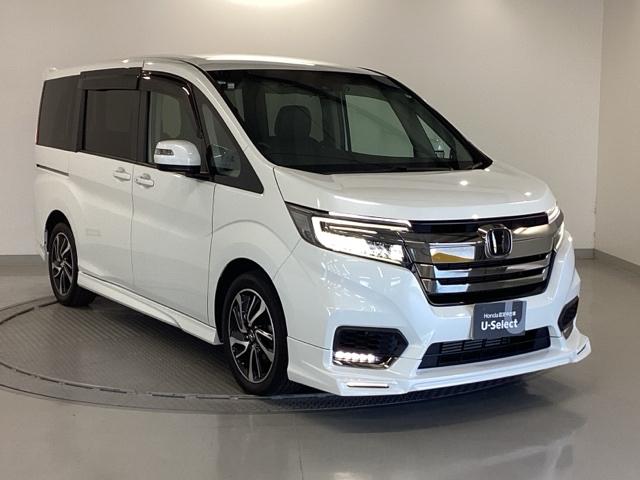 ステップワゴンスパーダ スパーダ・クールスピリットホンダセンシング　純正ナビ　フルセグ　リアカメラ　サイドエアバック　スマートキ　左右電動スライドドア　バックモニタ　地ＴＶ　ナビ＆ＴＶ　三列シート　ＵＳＢ　助手席エアバッグ　ドライブレコーダ　ＡＡＣ　横滑り防止機能（7枚目）