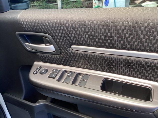 ステップワゴンスパーダ スパーダ・クールスピリットホンダセンシング　純正ナビ　フルセグ　リアカメラ　サイドエアバック　スマートキ　左右電動スライドドア　バックモニタ　地ＴＶ　ナビ＆ＴＶ　三列シート　ＵＳＢ　助手席エアバッグ　ドライブレコーダ　ＡＡＣ　横滑り防止機能（55枚目）