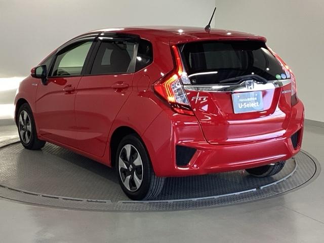 フィットハイブリッド Ｌパッケージ　オーディオレス　ドラレコ　ＥＴＣ　サイドエアバック　ＬＥＤ　ＥＣＯＮ　オートクルーズコントロール　イモビライザー　ＥＳＣ　ＡＵＴＯエアコン　ＡＢＳ　運転席助手席エアバッグ　運転席エアバック　キーフリー（27枚目）