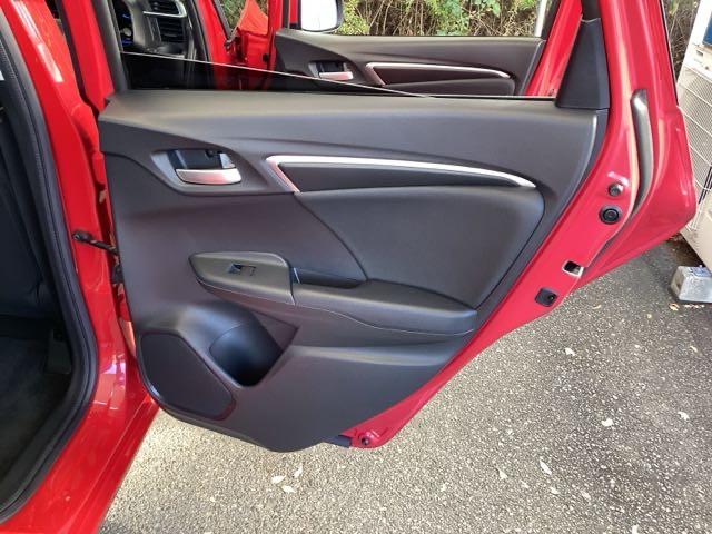 フィットハイブリッド Ｌパッケージ　オーディオレス　ドラレコ　ＥＴＣ　サイドエアバック　ＬＥＤ　ＥＣＯＮ　オートクルーズコントロール　イモビライザー　ＥＳＣ　ＡＵＴＯエアコン　ＡＢＳ　運転席助手席エアバッグ　運転席エアバック　キーフリー（59枚目）