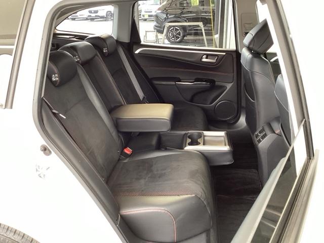 ジェイド ＲＳ・ホンダセンシング　純正メモリーナビ　リアカメラ　ＥＴＣ　ナビ＆ＴＶ　フルセグテレビ　ＬＥＤライト　サイドカーテンエアバック　スマートＫ　記録簿　セキュリティアラーム　エアバッグ　ターボ車　ＤＶＤ再生可能　オートエアコン（17枚目）