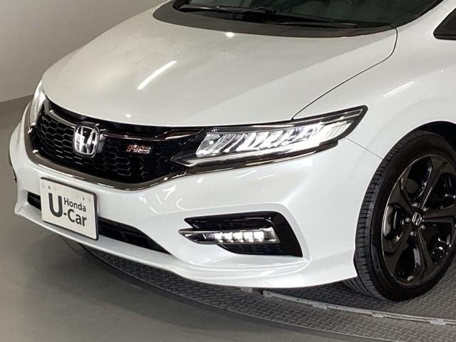 ジェイド ＲＳ・ホンダセンシング　純正メモリーナビ　リアカメラ　ＥＴＣ　ナビ＆ＴＶ　フルセグテレビ　ＬＥＤライト　サイドカーテンエアバック　スマートＫ　記録簿　セキュリティアラーム　エアバッグ　ターボ車　ＤＶＤ再生可能　オートエアコン（25枚目）