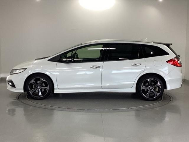 ジェイド ＲＳ・ホンダセンシング　純正メモリーナビ　リアカメラ　ＥＴＣ　ナビ＆ＴＶ　フルセグテレビ　ＬＥＤライト　サイドカーテンエアバック　スマートＫ　記録簿　セキュリティアラーム　エアバッグ　ターボ車　ＤＶＤ再生可能　オートエアコン（26枚目）