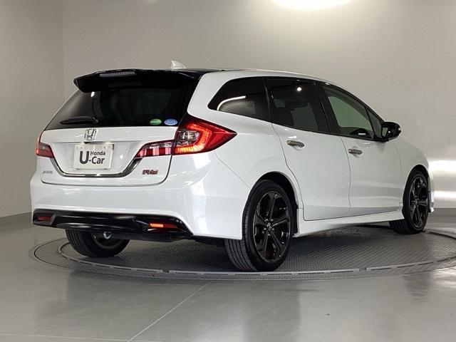 ジェイド ＲＳ・ホンダセンシング　純正メモリーナビ　リアカメラ　ＥＴＣ　ナビ＆ＴＶ　フルセグテレビ　ＬＥＤライト　サイドカーテンエアバック　スマートＫ　記録簿　セキュリティアラーム　エアバッグ　ターボ車　ＤＶＤ再生可能　オートエアコン（31枚目）