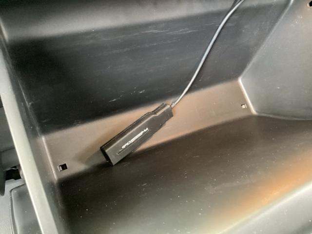 ジェイド ＲＳ・ホンダセンシング　純正メモリーナビ　リアカメラ　ＥＴＣ　ナビ＆ＴＶ　フルセグテレビ　ＬＥＤライト　サイドカーテンエアバック　スマートＫ　記録簿　セキュリティアラーム　エアバッグ　ターボ車　ＤＶＤ再生可能　オートエアコン（33枚目）