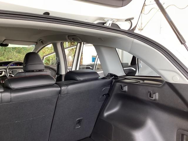 ジェイド ＲＳ・ホンダセンシング　純正メモリーナビ　リアカメラ　ＥＴＣ　ナビ＆ＴＶ　フルセグテレビ　ＬＥＤライト　サイドカーテンエアバック　スマートＫ　記録簿　セキュリティアラーム　エアバッグ　ターボ車　ＤＶＤ再生可能　オートエアコン（61枚目）