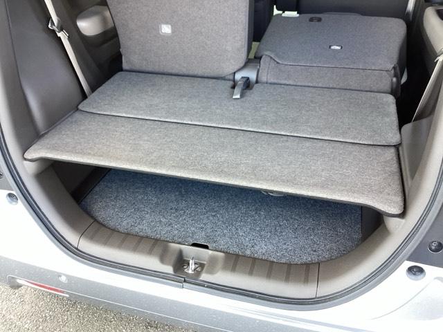 N-WGN Lホンダセンシング 純正ナビ フルセグ リアカメラ ETC装備 Bモニタ 誤発進抑制 LEDランプ シートヒータ オートライト DVD 横滑り防止機能 USBポート パーキングセンサー セキュリティアラーム キーフリー(21枚目)