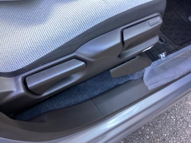 N-WGN Lホンダセンシング 純正ナビ フルセグ リアカメラ ETC装備 Bモニタ 誤発進抑制 LEDランプ シートヒータ オートライト DVD 横滑り防止機能 USBポート パーキングセンサー セキュリティアラーム キーフリー(47枚目)