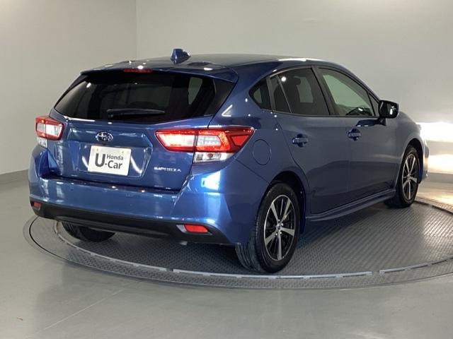 インプレッサスポーツ 1.6i-LアイサイトSスタイル 純正メモリーナビ リアカメラ ETC 地デジ 横滑り防止 スマートキー&プッシュスタート クルーズコントロール ナビTV DVD再生 キーレスアクセス デュアルエアバッグ オートエアコン エアバッグ(8枚目)