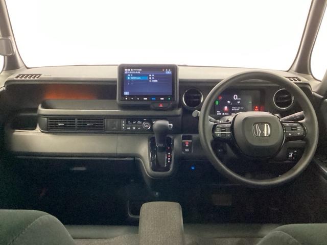 Ｎ－ＢＯＸカスタム ベースグレード　ＨｏｎｄａＣＯＮＮＥＣＴ対応純正メモリーナビ　ＵＳＢ接続　ＣＭＢＳ　Ｄレコ　ベンチシート　オートエアコン　スマートキ　ＬＥＤ　盗難防止装置　クルコン　ＥＴＣ　バックカメラ　フルセグＴＶ　エアバッグ（2枚目）