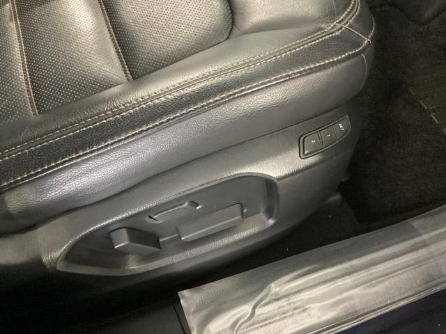 CX-5 25SLパッケージ ナビ シートヒーター ETC AAC Pセンサー 盗難防止装置 アドバンストキー クルコン Bカメラ アイドリングストップ エアバッグ カーテンエアバッグ ABS キーレス サイドモニター PS(45枚目)