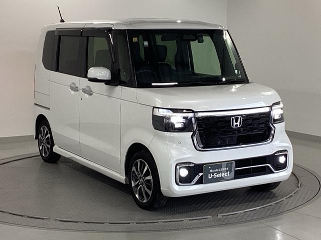 Ｎ－ＢＯＸカスタム ベースグレード　純正メモリーナビ　ドラレコ　リアカメラ　ＵＳＢ接続　ＣＭＢＳ　Ｄレコ　ベンチシート　オートエアコン　スマートキ　ＬＥＤ　盗難防止装置　クルコン　ＥＴＣ　バックカメラ　フルセグＴＶ　パワーステアリング（7枚目）