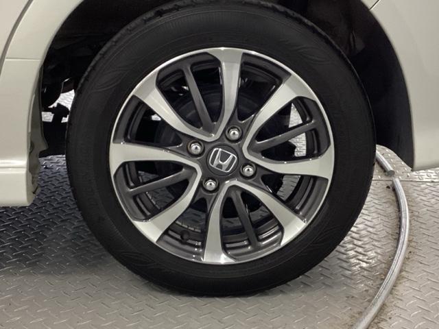 Ｎ－ＢＯＸカスタム ベースグレード　純正メモリーナビ　ドラレコ　リアカメラ　ＵＳＢ接続　ＣＭＢＳ　Ｄレコ　ベンチシート　オートエアコン　スマートキ　ＬＥＤ　盗難防止装置　クルコン　ＥＴＣ　バックカメラ　フルセグＴＶ　パワーステアリング（21枚目）