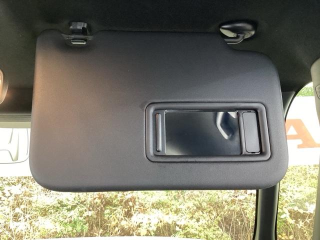 Ｎ－ＢＯＸカスタム ベースグレード　純正メモリーナビ　ドラレコ　リアカメラ　ＵＳＢ接続　ＣＭＢＳ　Ｄレコ　ベンチシート　オートエアコン　スマートキ　ＬＥＤ　盗難防止装置　クルコン　ＥＴＣ　バックカメラ　フルセグＴＶ　パワーステアリング（48枚目）