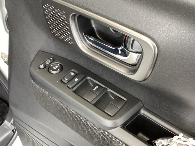 Ｎ－ＢＯＸカスタム ベースグレード　純正メモリーナビ　ドラレコ　リアカメラ　ＵＳＢ接続　ＣＭＢＳ　Ｄレコ　ベンチシート　オートエアコン　スマートキ　ＬＥＤ　盗難防止装置　クルコン　ＥＴＣ　バックカメラ　フルセグＴＶ　パワーステアリング（53枚目）