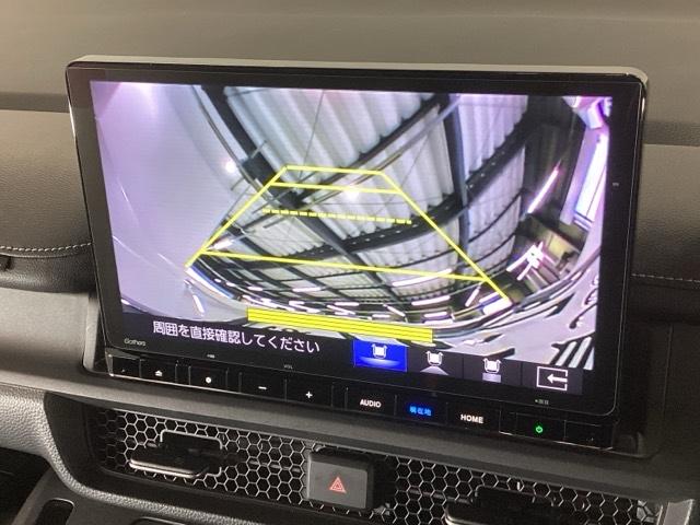 �o�b�N�����S�̃o�b�N�J�����t���Ă��܂��B�o�b�N�J����������ƁA���ł����S�Ƀo�b�N�ł��܂��ˁB���p������܂��B