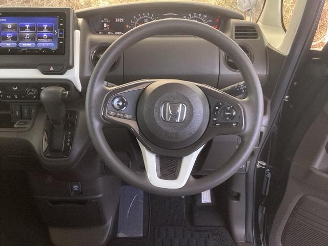 Ｎ－ＢＯＸ Ｌ　純正ナビ　フルセグ　リアカメラ　ＵＳＢ入力　ＤＶＤ視聴可能　ＬＥＤランプ　シートヒータ　運転席エアバッグ　イモビライザー　キーフリー　Ｒカメ　パワーウインドウ　ナビＴＶ　助手席エアバッグ　エアコン（18枚目）