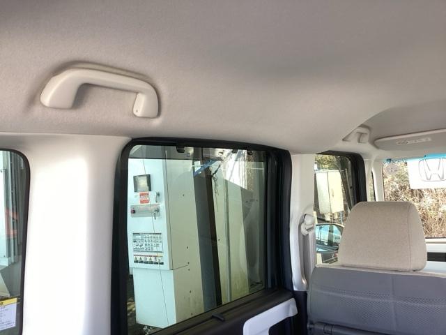Ｎ－ＢＯＸ Ｌ　純正ナビ　フルセグ　リアカメラ　ＵＳＢ入力　ＤＶＤ視聴可能　ＬＥＤランプ　シートヒータ　運転席エアバッグ　イモビライザー　キーフリー　Ｒカメ　パワーウインドウ　ナビＴＶ　助手席エアバッグ　エアコン（50枚目）