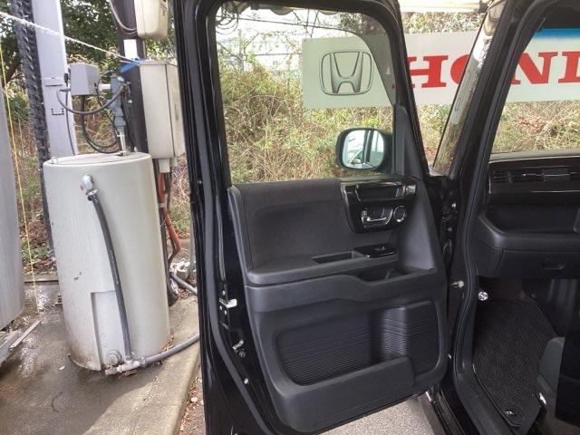Ｎ－ＢＯＸカスタム Ｇ・Ｌホンダセンシング　純正ナビ　フルセグ　リアカメラ　ベンチＳ　パワーウインドー　Ｂモニタ　横滑防止　スマートキープッシュスタート　運転席エアバッグ　ＡＵＴＯエアコン　ＥＴＣ付き　キーフリーシステム　クルコン　ＵＳＢ　ＰＳ（36枚目）