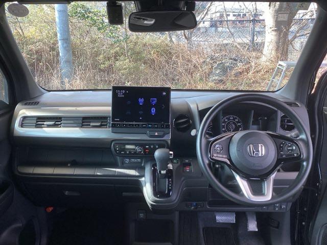 Ｎ－ＷＧＮ Ｌスタイル＋ビター　純正ナビ　フルセグ　リアカメラ　ベンチＳ　踏み間違い防止装置　ＥＣＯＮモード　フルオートエアコン　インテリキー　キーレス　サイドエアバッグ　地デジ　ＡＢＳ　Ａクルーズ　ＵＳＢ　ＬＥＤヘッドライト（3枚目）