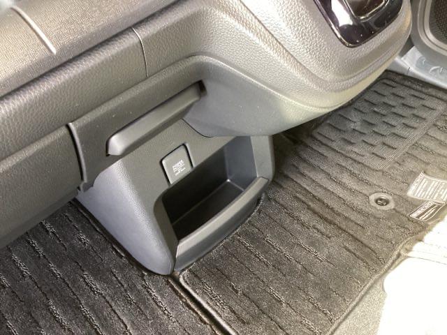 Ｎ－ＷＧＮ Ｌスタイル＋ビター　純正ナビ　フルセグ　リアカメラ　ベンチＳ　踏み間違い防止装置　ＥＣＯＮモード　フルオートエアコン　インテリキー　キーレス　サイドエアバッグ　地デジ　ＡＢＳ　Ａクルーズ　ＵＳＢ　ＬＥＤヘッドライト（43枚目）