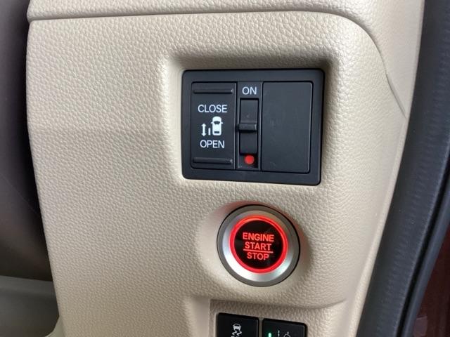 �p���[�X���C�h�h�A�̊J�̓X�}�[�g�L�[�̃����R����h�A�m�u�͖ܘ_�A�^�]�ȑ��̃X�C�b�`����ł��J���ł��A���S�E�ȒP�ł��B