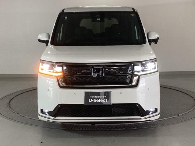 �y�k�d�c�w�b�h���C�g�z����������Ă��܂��B��ԑ��s����J�̓��ɖ��邭���S�ɑO�����Ƃ炷���Ƃ��o���܂��B�Ό��Ԃ���������₷���̂ő���ɐڋ߂�m�点�邱�Ƃ��o���܂��B