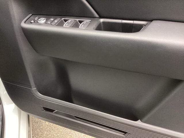 �h�A�|�P�b�g���[���[�����Ă���܂��B