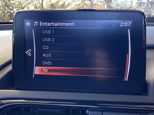 �i�r�@�\�����ł͂���܂���A�t���Z�O�s�u�������\���A�I�[�f�B�I�@�\���[�����Ă��܂��B