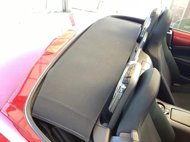 �I�[�v���̎��͖y�͌㓪���t�߂Ɏ��[����܂��B