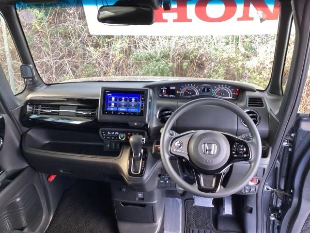 Ｎ－ＢＯＸカスタム Ｌ　純正メモリーナビ　シートヒーター　ＥＴＣ　助手席エアバック　Ｂカメ　メンテナンスノート　ナビ・ＴＶ　ＬＥＤ　エアバッグ　パワーウインドウ　Ａライト　クルコン　エアコン　スマートキーＰスタート　ＵＳＢ（2枚目）