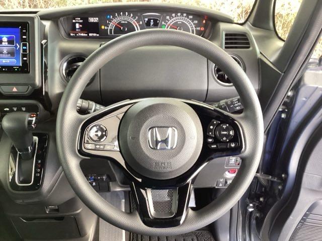 Ｎ－ＢＯＸカスタム Ｌ　純正メモリーナビ　シートヒーター　ＥＴＣ　助手席エアバック　Ｂカメ　メンテナンスノート　ナビ・ＴＶ　ＬＥＤ　エアバッグ　パワーウインドウ　Ａライト　クルコン　エアコン　スマートキーＰスタート　ＵＳＢ（14枚目）